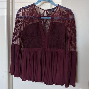 American Eagle lace top